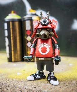 DR76 Ouroboros Red Alert 6” Vinyl Figure By Dragon76 X Martian Toys Designer Toys 25 DR76 Ouroboros Red Alert 6” Vinyl Figure By Dragon76 X Martian Toys Designer Toys