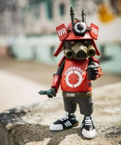 DR76 Ouroboros Red Alert 6” Vinyl Figure By Dragon76 X Martian Toys Designer Toys 24 DR76 Ouroboros Red Alert 6” Vinyl Figure By Dragon76 X Martian Toys Designer Toys