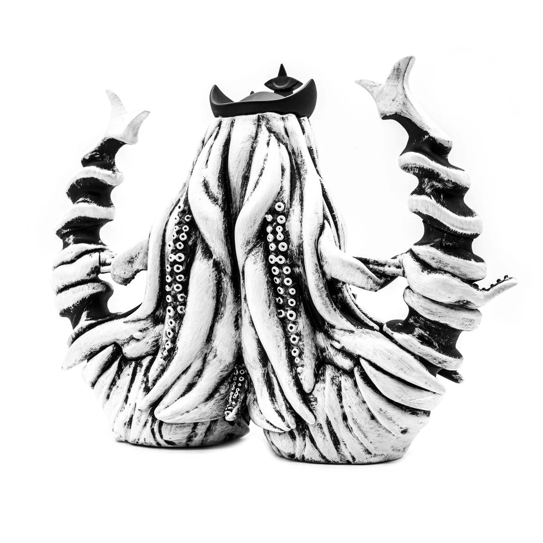 SLAVE To The SIREN: "Dead Sea" 6" Vinyl Art Figure By Martian Toys X RXse7en - A VLTD Exclusive 8 SLAVE To The SIREN: "Dead Sea" 6" Vinyl Art Figure By Martian Toys X RXse7en - A VLTD Exclusive