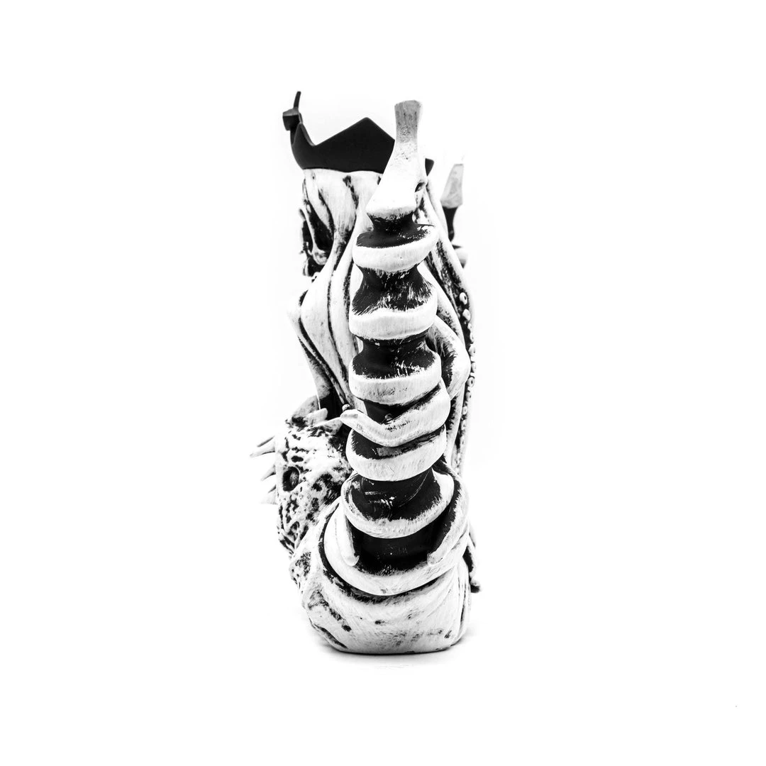 SLAVE To The SIREN: "Dead Sea" 6" Vinyl Art Figure By Martian Toys X RXse7en - A VLTD Exclusive 6 SLAVE To The SIREN: "Dead Sea" 6" Vinyl Art Figure By Martian Toys X RXse7en - A VLTD Exclusive