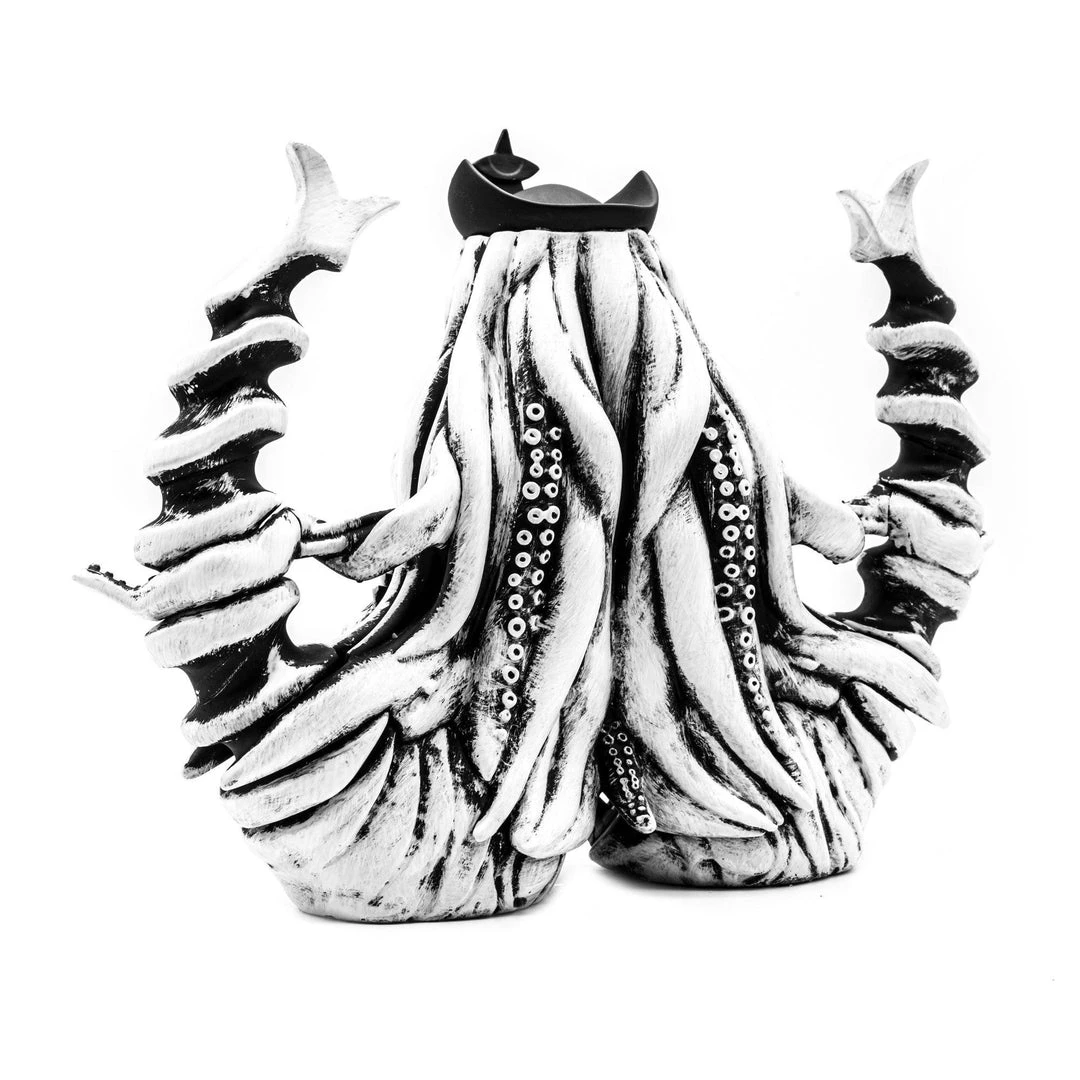 SLAVE To The SIREN: "Dead Sea" 6" Vinyl Art Figure By Martian Toys X RXse7en - A VLTD Exclusive 7 SLAVE To The SIREN: "Dead Sea" 6" Vinyl Art Figure By Martian Toys X RXse7en - A VLTD Exclusive