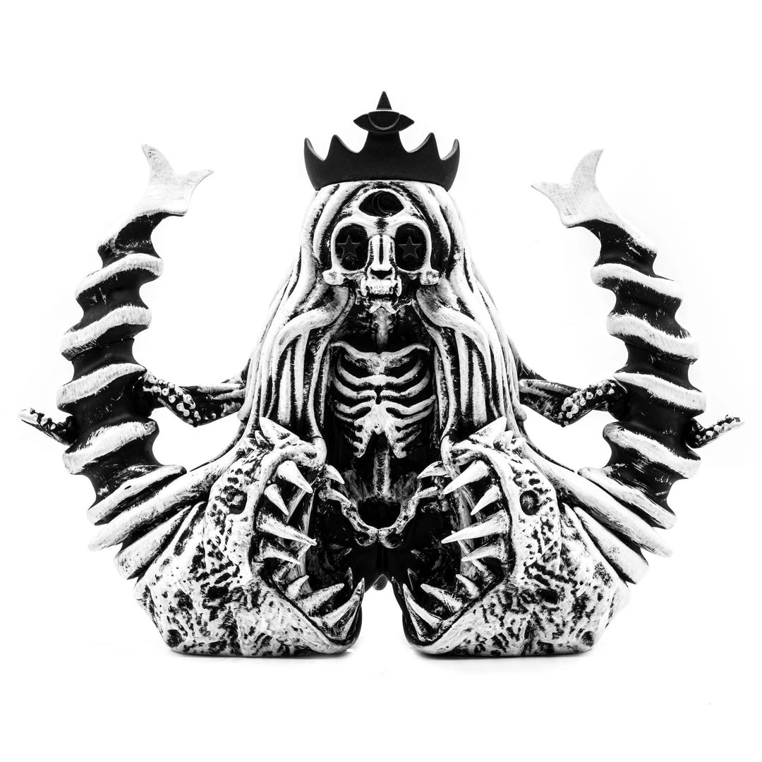 SLAVE To The SIREN: "Dead Sea" 6" Vinyl Art Figure By Martian Toys X RXse7en - A VLTD Exclusive 3 SLAVE To The SIREN: "Dead Sea" 6" Vinyl Art Figure By Martian Toys X RXse7en - A VLTD Exclusive