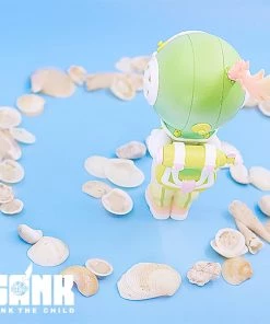 The Diver (Green) Sank The Child On The Way Series By Sank Toys