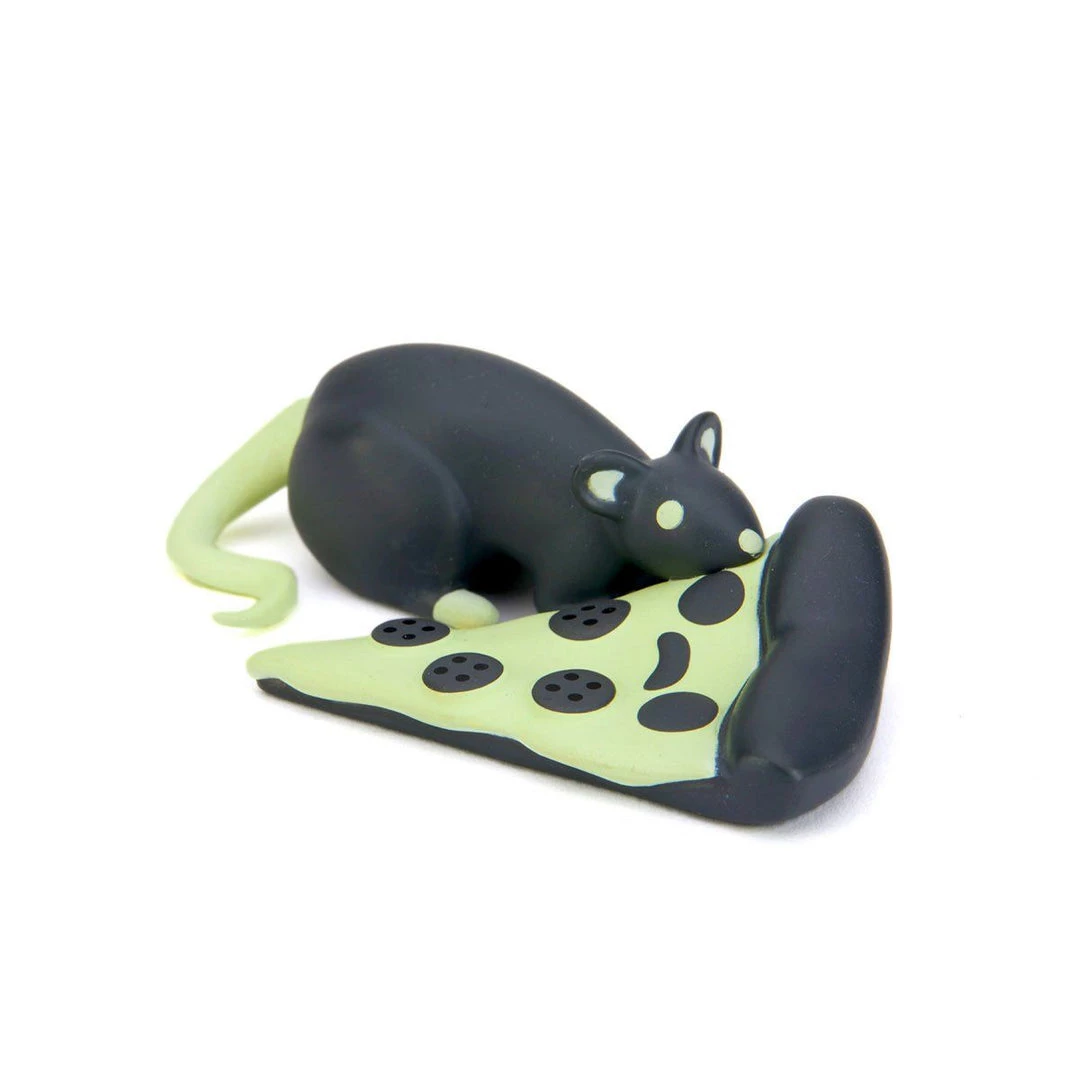 Designer Toys Trash Kitties Blind Box Series By 100% Soft 16 Designer Toys Trash Kitties Blind Box Series By 100% Soft