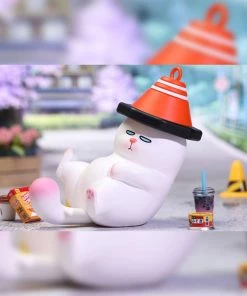 Vivicat Helmet Blind Box Series By Vivi Cat X Pop Mart